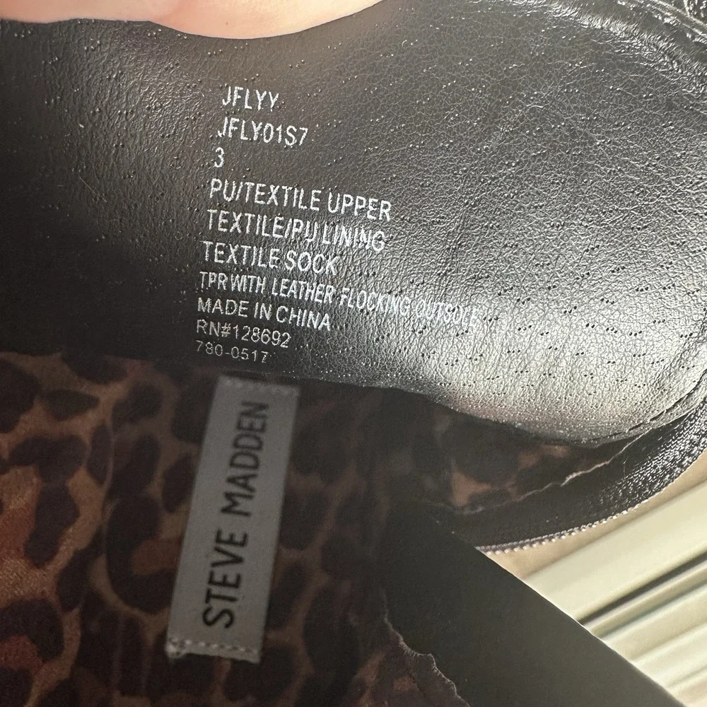 Steve Madden new but